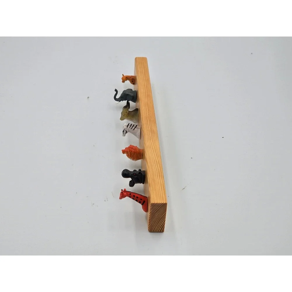 Rare Kikkerland Pack Rack Animal Jewelry Organizer Steph Mantis Safari Wall Hook